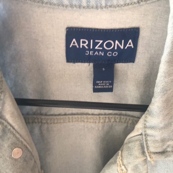 Jean jacket - Picture 2 of 3